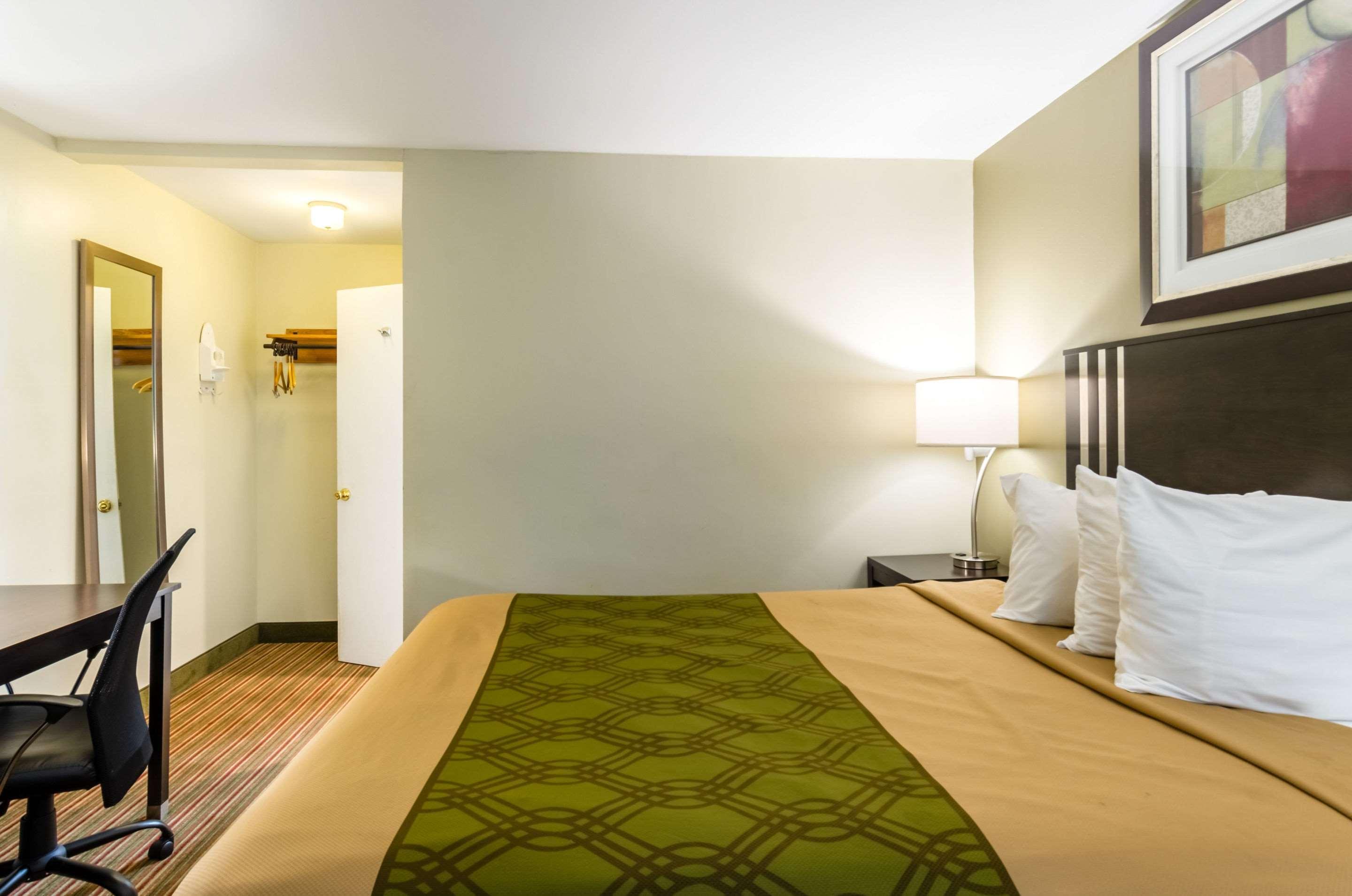 Fairbridge Inn Express Pittsfield Extérieur photo