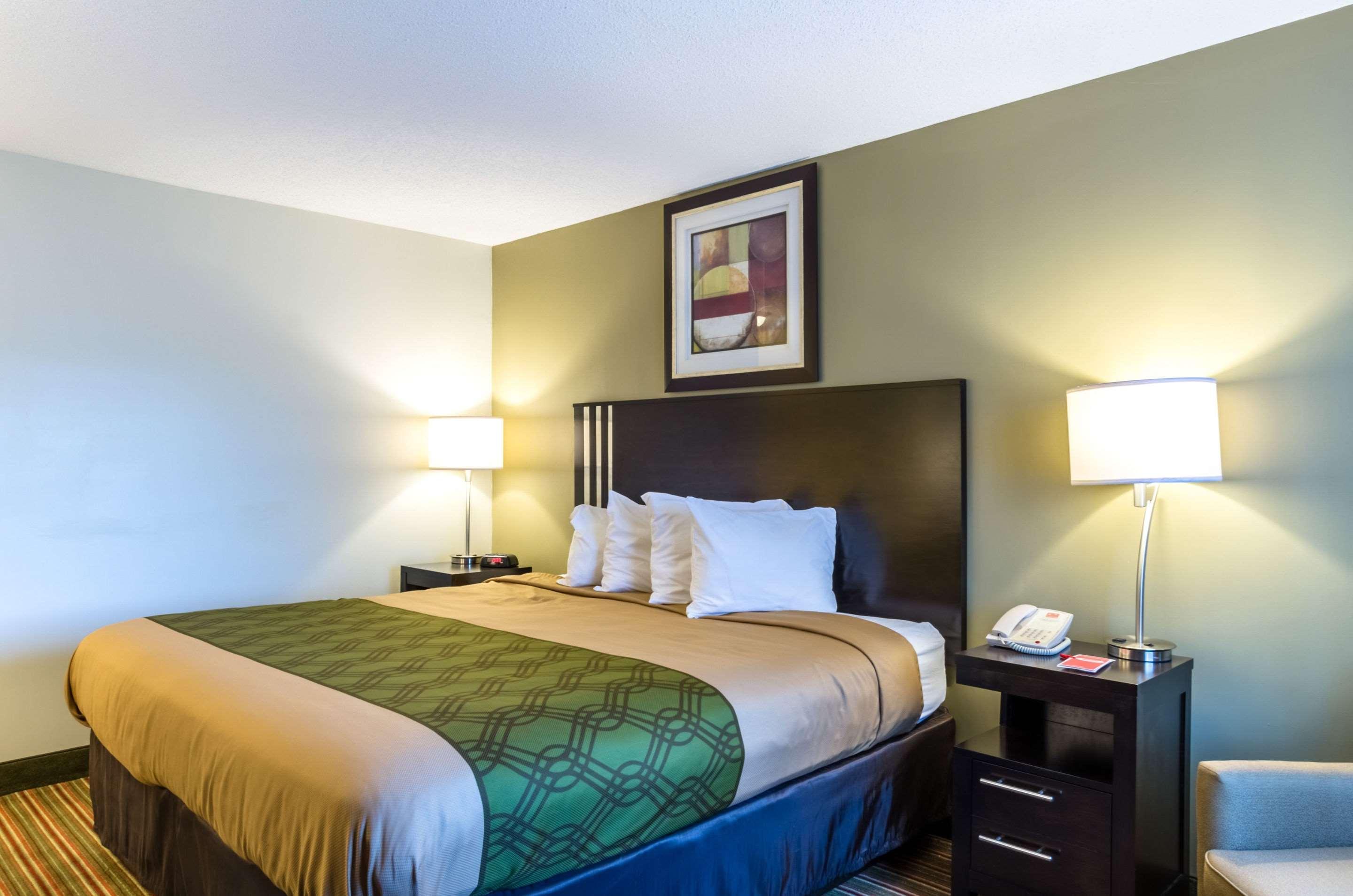 Fairbridge Inn Express Pittsfield Extérieur photo